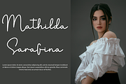Signature Paradise, a Handwritten Font by InermediaSTUDIO (Thumbnail 8 of 8)