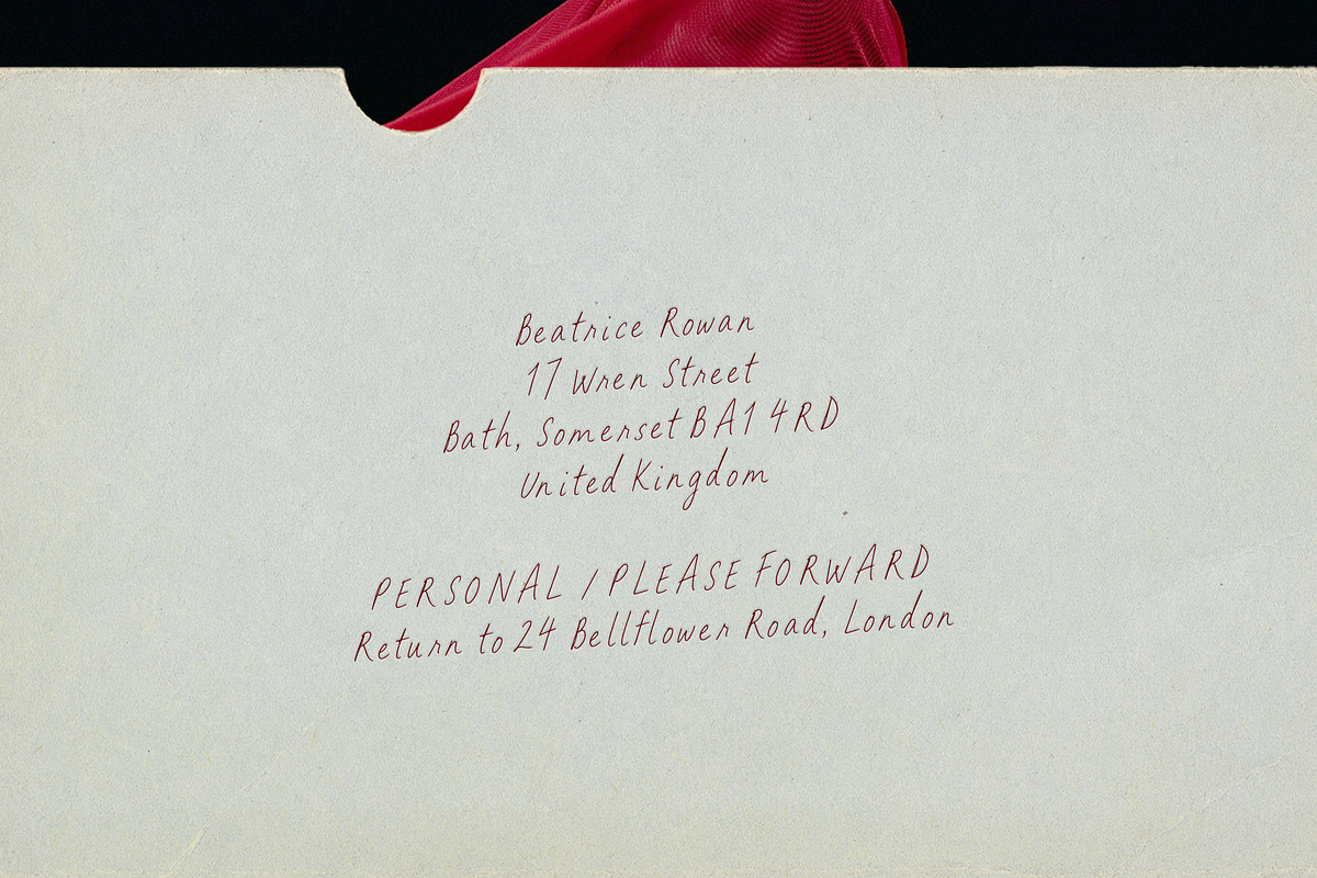Birdcage Handwritten Font, a Handwritten Font by Mneme (Photo 2 of 8)