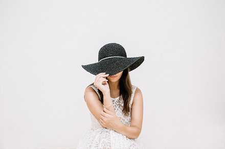 Young woman in black hat, a Beauty & Fashion Photo by Floral Deco