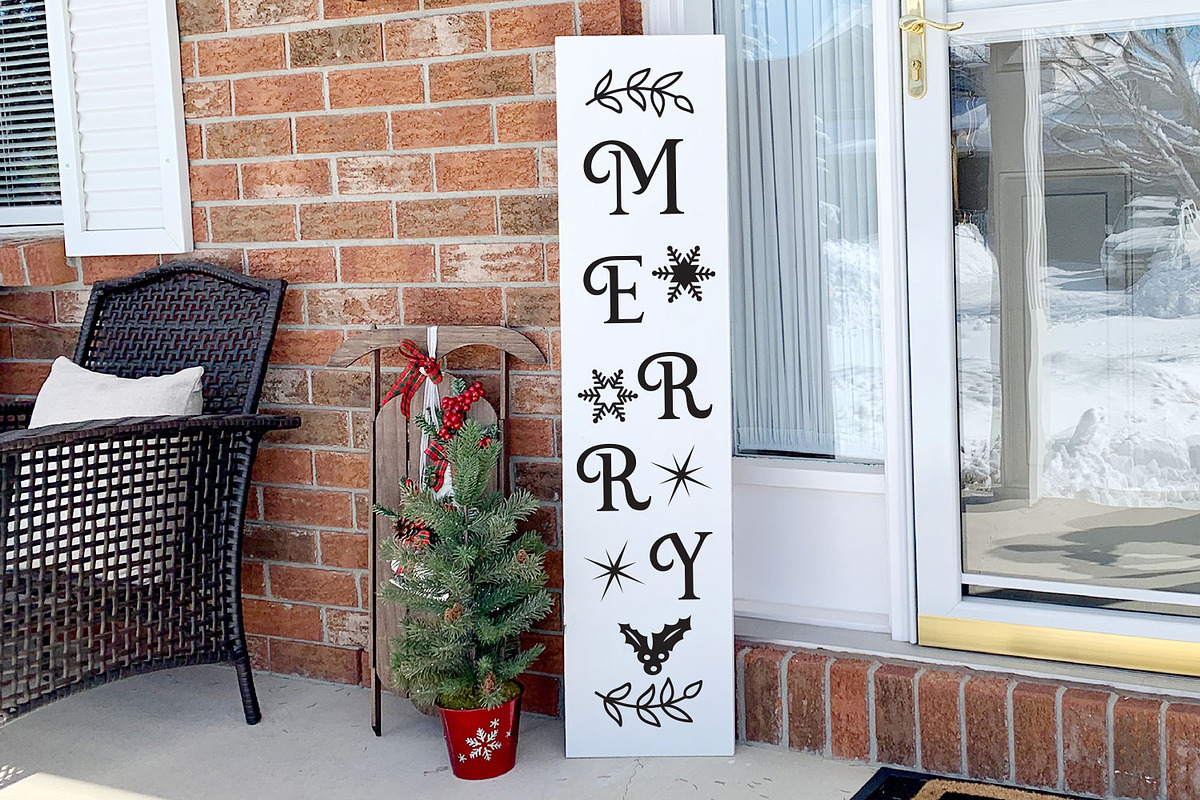 Christmas Porch Sign SVG Bundle, an Illustration by Dasagani (Photo 6 of 12)