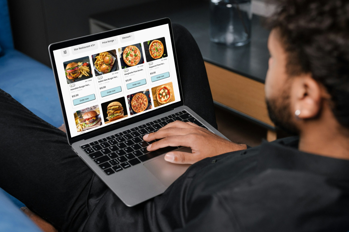 QuickSlice - Food Delivery Landing P, a Landing Page Template by twinstd (Photo 2 of 5)