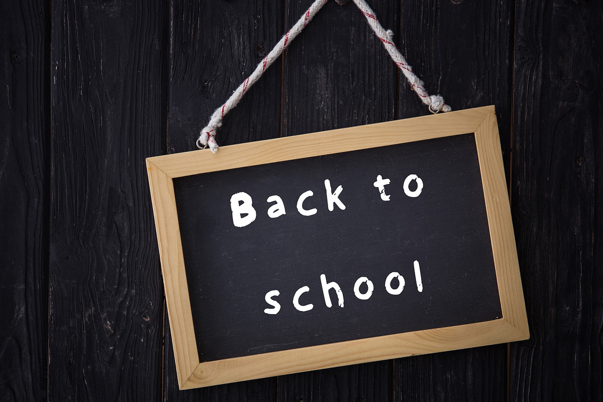 First grade - Handwritten chalk font, a Handwritten Font by Sk designs (Photo 5 of 6)