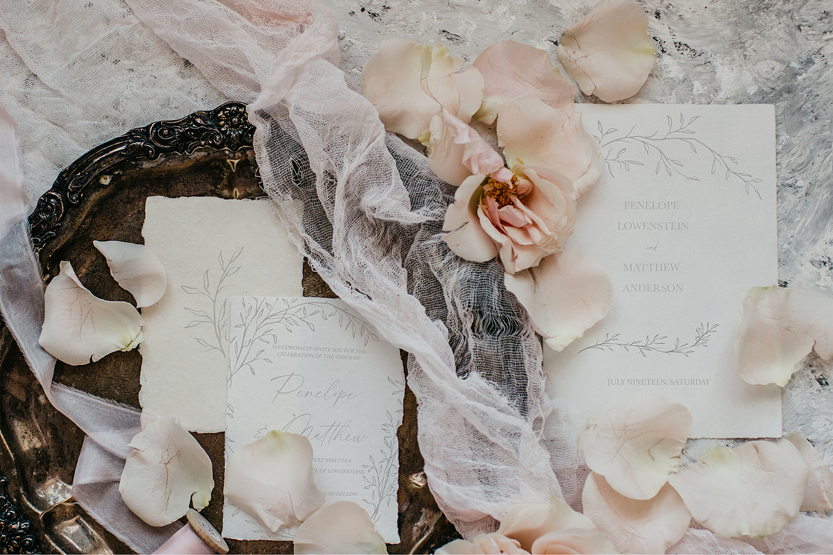 Ardent Elegance - Botanical Set, an Illustration by Backyard Rose (Photo 7 of 13)