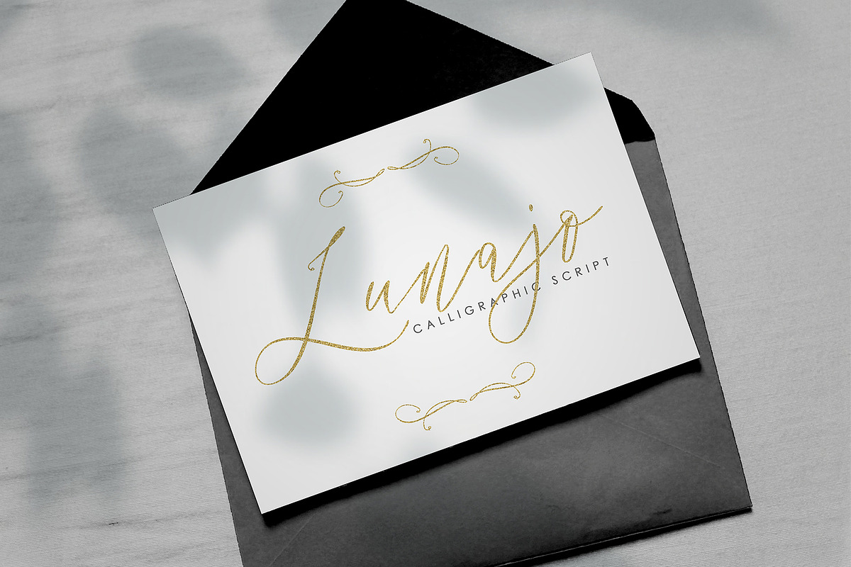 Lunajo - Luxury Signature Font preview 7
