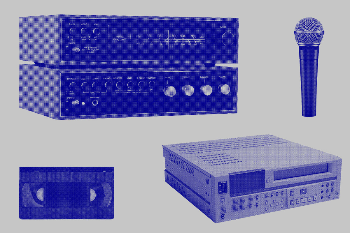 Retro Tech - 21 Technology Halftones, an Object Graphic by Offset (Photo 9 of 11)