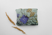 Spring floral pattern collection, a Pattern Graphic by Colden Blue (Thumbnail 6 of 13)