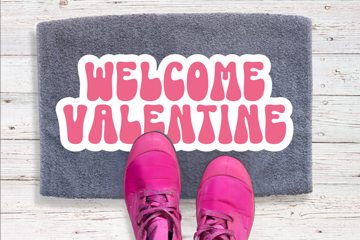 Super Hugs - Retro Sweet Font, a Handwritten Font by SaktiAvellin (Photo 3 of 7)