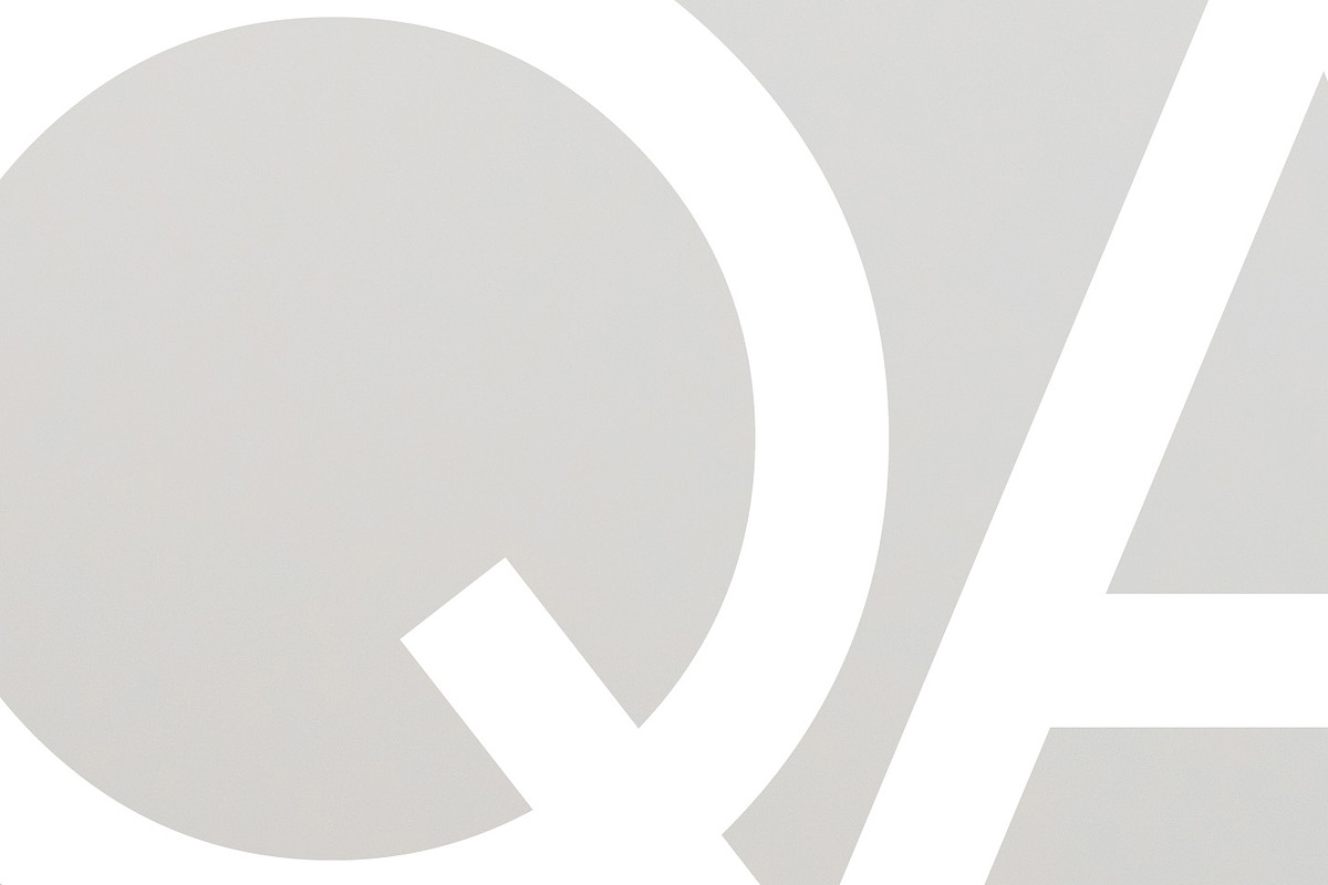 Tundra Typeface preview 4