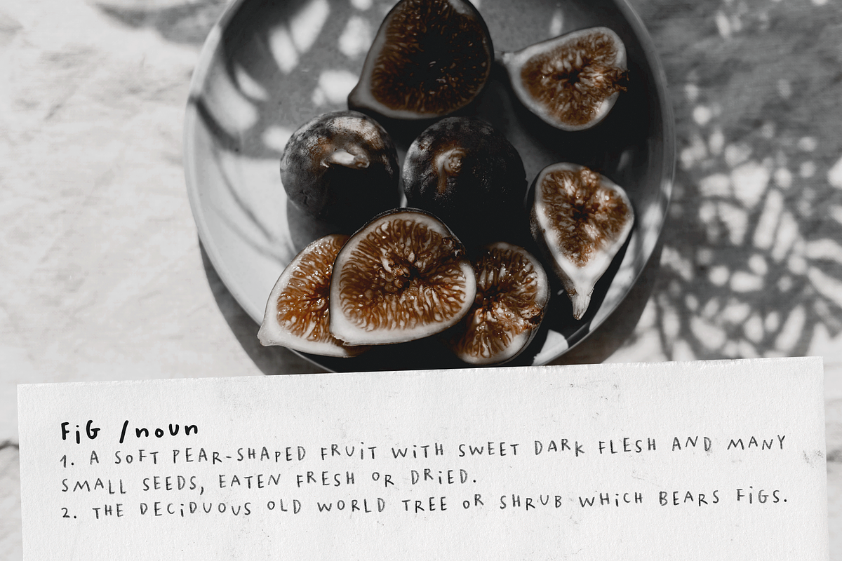 Wonky SVG Font And Extras, a Handwritten Font by Ana's Fonts (Photo 7 of 13)