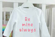 For You Lover - Handwritten Font, a Handwritten Font by SaktiAvellin (Thumbnail 2 of 7)