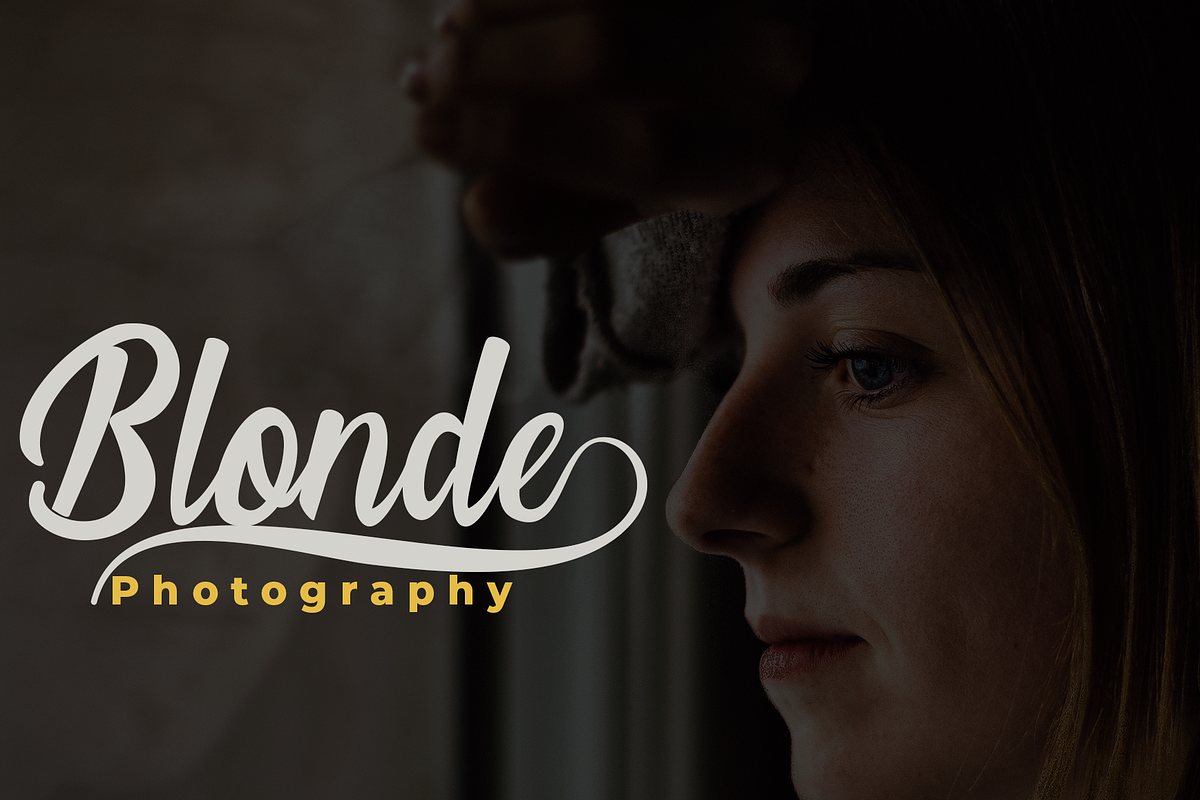 Larssonia Typeface preview 8