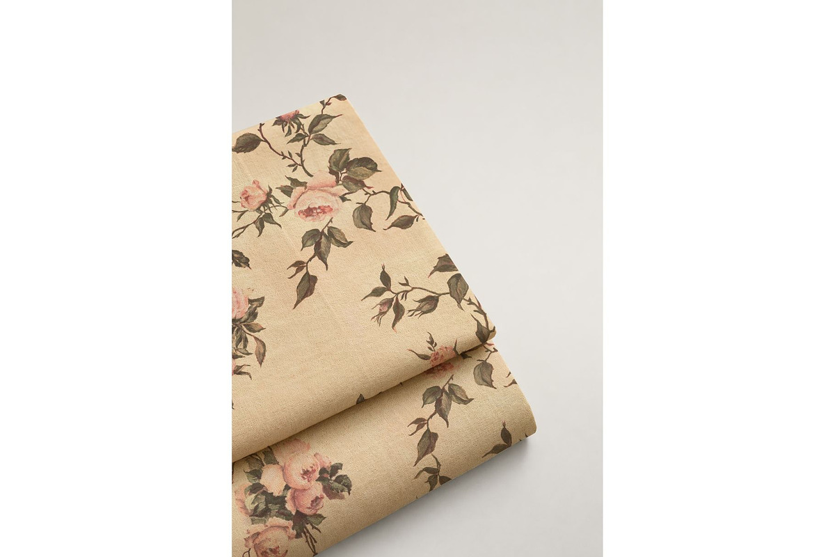 Château Rose Seamless Pattern, a Pattern Graphic by MouseGrey (Photo 5 of 9)