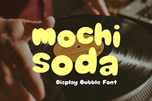 Retro Bubble Display Font-Mochi Soda