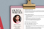 Feminine Resume / CV Template, a Resume Template by STUDIO MEROE (Thumbnail 6 of 7)