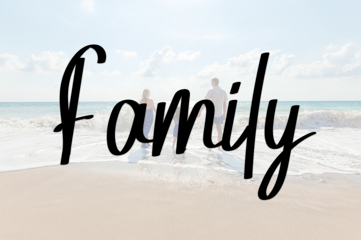 Ontime, a Handwritten Font by FreshTypeINK (Photo 4 of 8)