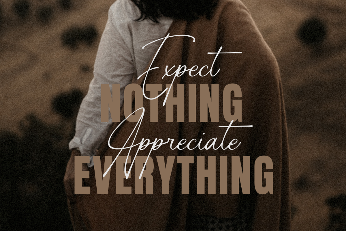 Gasthony - Signature Font, a Script Font by Sronstudio (Photo 8 of 12)