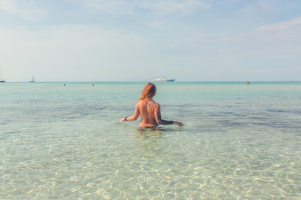 Sunny Sea-18 presets Lr lifestyle, an Action Add-On by Graphics, Presets, Photos (Photo 8 of 28)