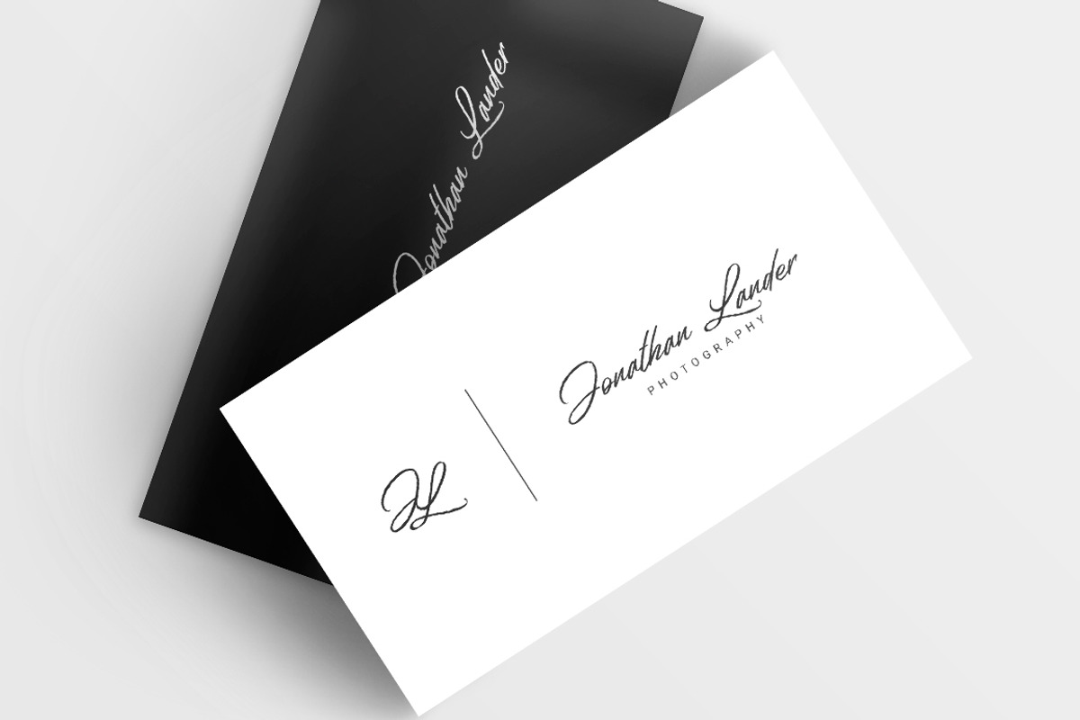 Welinedion, a Script Font by Aantebas (Photo 4 of 5)