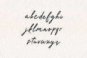 Sweet Romantic Roses Handwritten, a Handwritten Font by UICreative (Thumbnail 8 of 13)