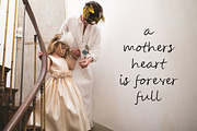 Sister font, a Script Font by khalwa.studio (Thumbnail 2 of 9)