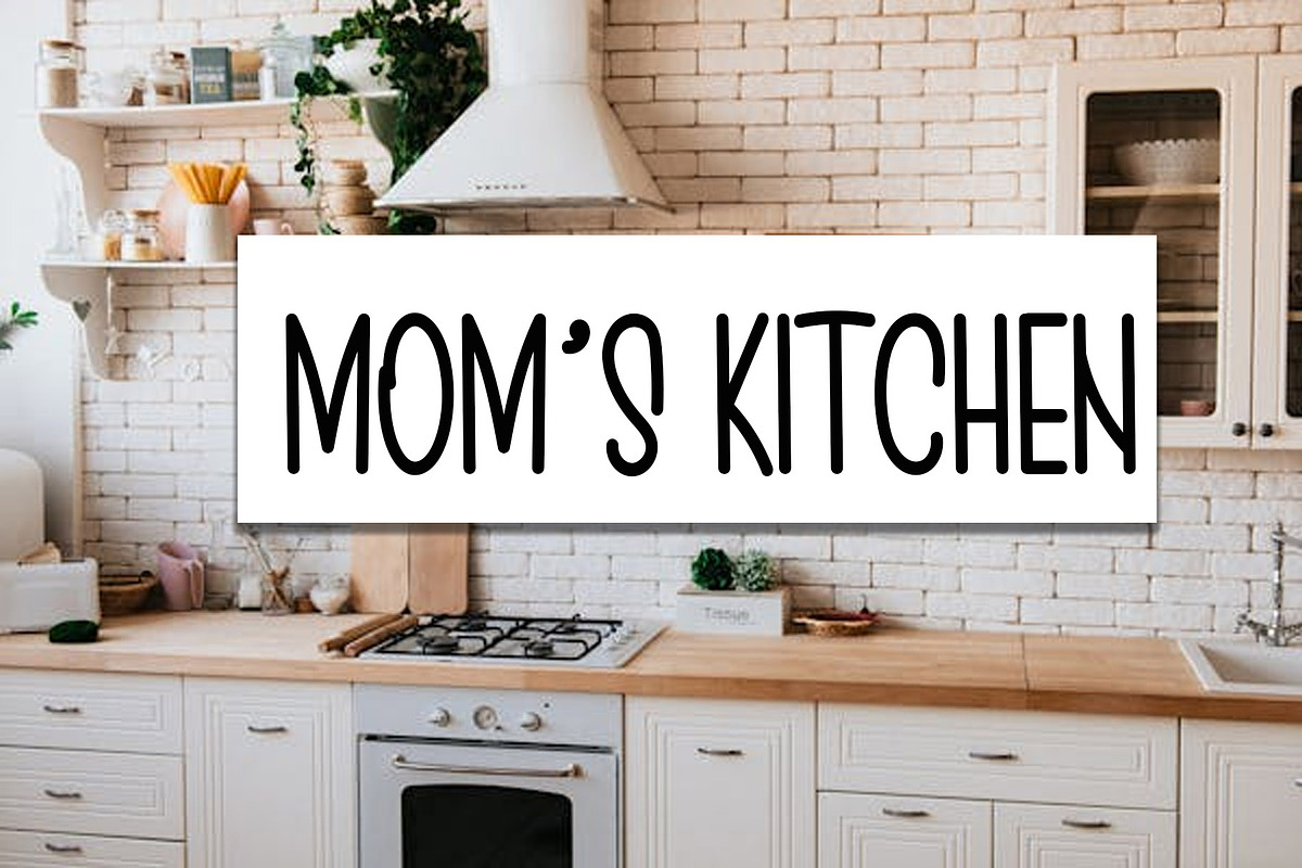 SUMMER MOMENT, a Handwritten Font by InermediaSTUDIO (Photo 2 of 6)