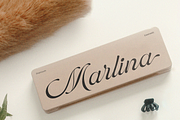 Melodine || Classy Script, a Script Font by epicatype (Thumbnail 7 of 10)