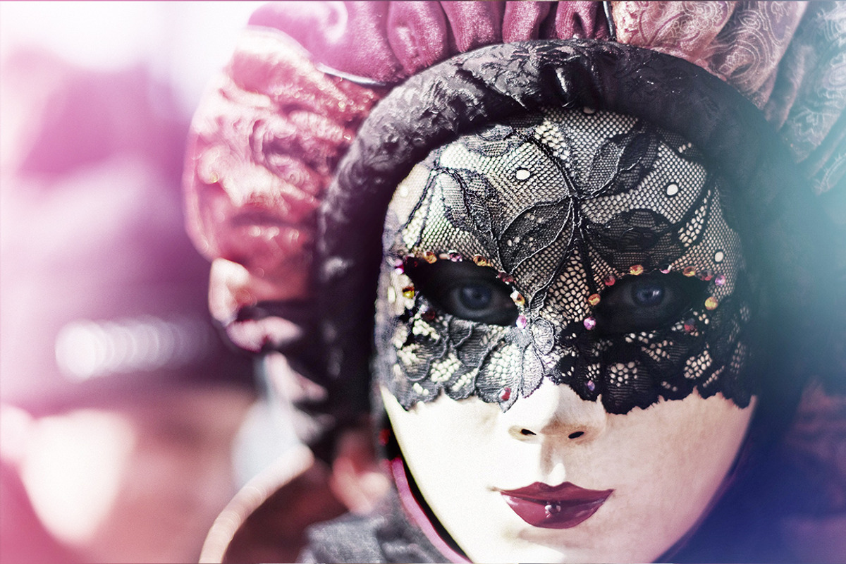Lens Flare Effect Photoshop, an Action Add-On by PhotoSpirit (Photo 6 of 9)