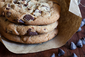 Chocolate chunk cookies containing baked, brown, and chip