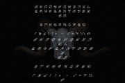 Deadless - Display Typeface, a Font by saintricchi (Thumbnail 3 of 5)
