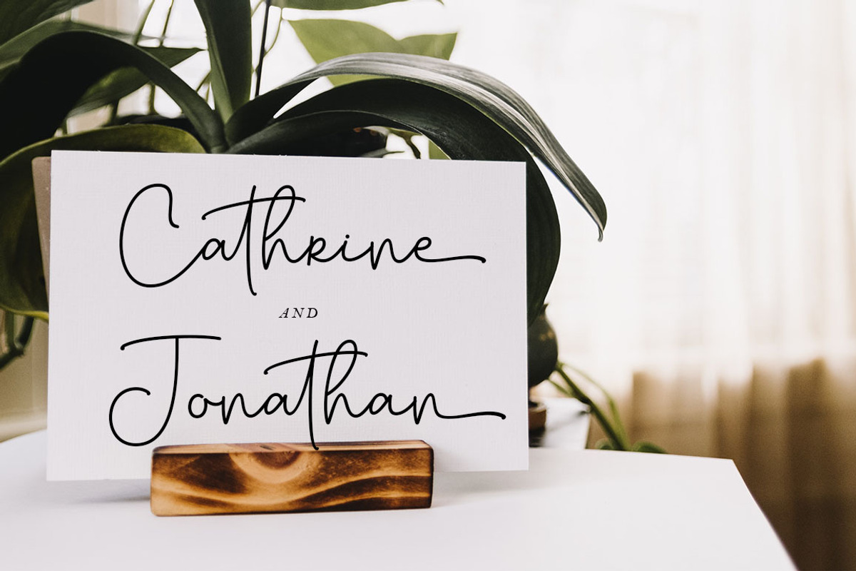 Narathama, a Script Font by GloowStudio (Photo 5 of 10)