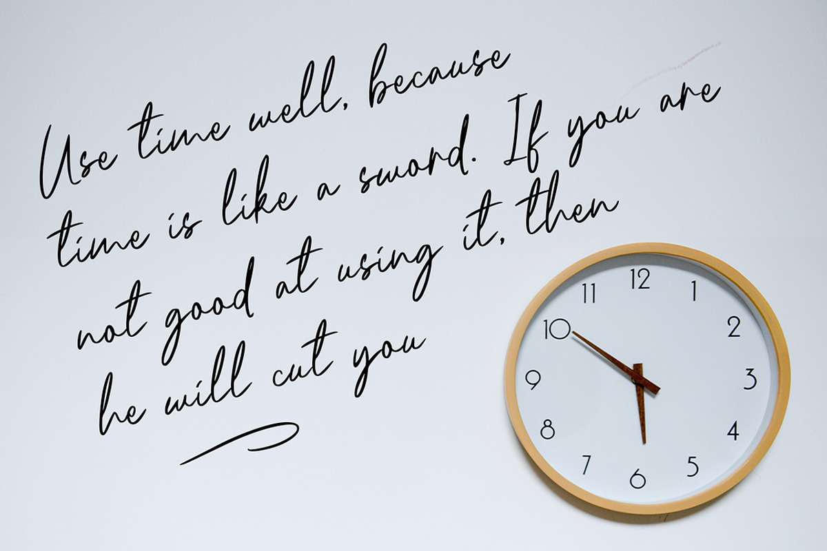 Riccardy Signature Font, a Handwritten Font by Art StoreID (Photo 12 of 15)