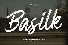 Basilk - Brush Handwritten Font
