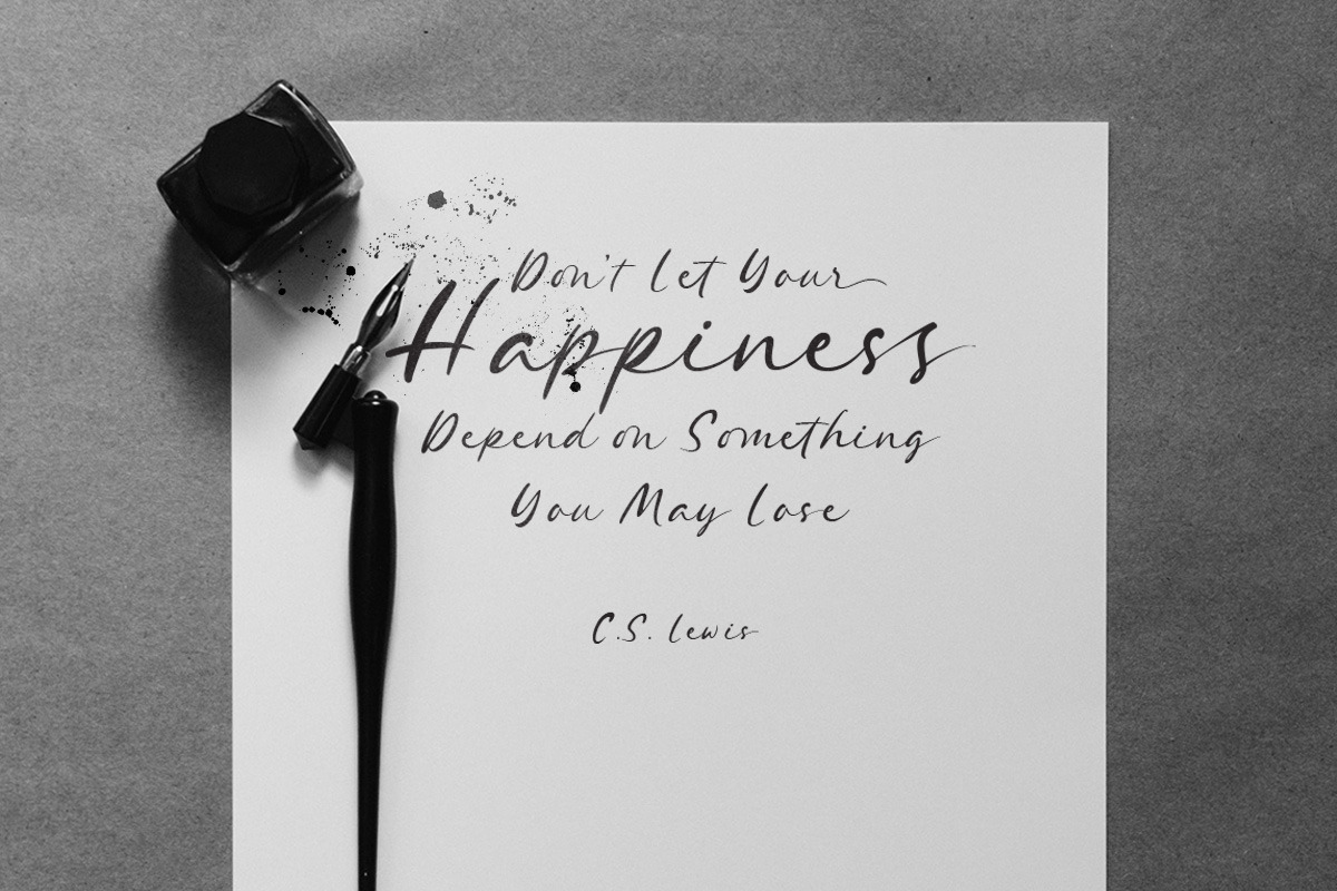 Shopie Minclair - Signature Script, a Script Font by Letterhend Studio (Photo 9 of 9)