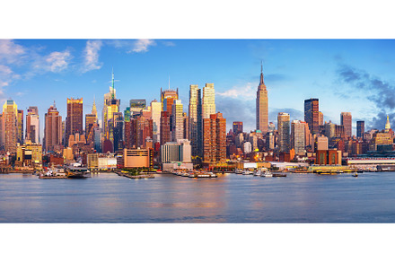 View on Manhattan at sunset, an Architecture Photo by sborisov