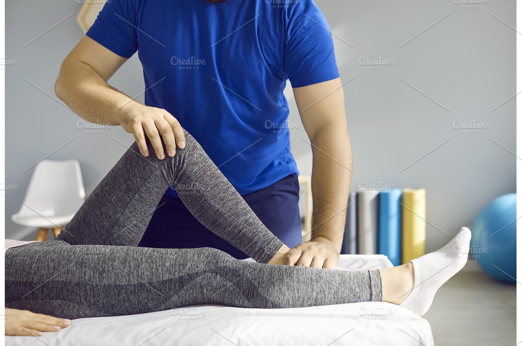Chiropractor or physiotherapist, a Health & Medical Photo by StudioRomantic