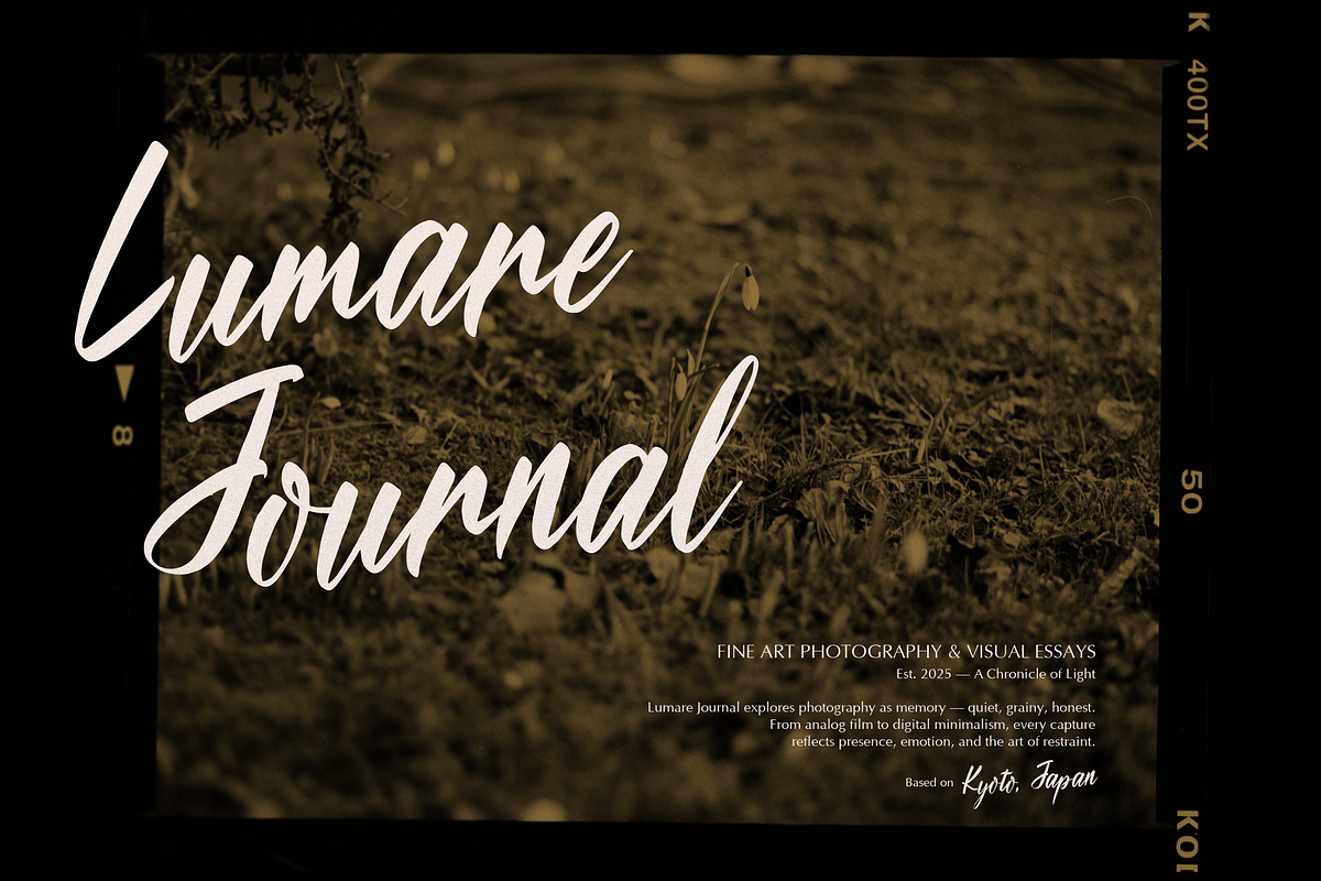 Fouragoh | Handwritten Script, a Font by gracetype_studio (Photo 2 of 12)