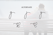 Darling | Script Font, a Handwritten Font by Scratchones (Thumbnail 8 of 9)