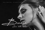 Holimount - Modern Signature, a Script Font by Ridha-38.lineart (Thumbnail 6 of 11)