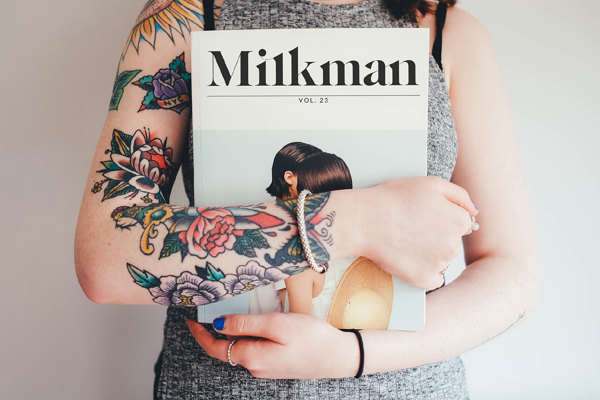 Sophillia - Ligature Serif Font preview 7