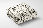 Hand Drawn Leopard Spots, a Wallpaper Graphic by MalyskaStudio (Thumbnail 12 of 13)
