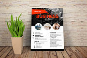 Classic Business Flyer, a Flyer Template by PenciGraphics (Thumbnail 2 of 2)