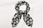 White Monstera Leaves, a Pattern Graphic by MalyskaStudio (Thumbnail 13 of 19)