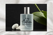 Rollakisse – Stylish Signature, a Script Font by Almarkhatype (Thumbnail 5 of 8)
