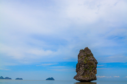 The  huge stone, a Nature Photo by kavram