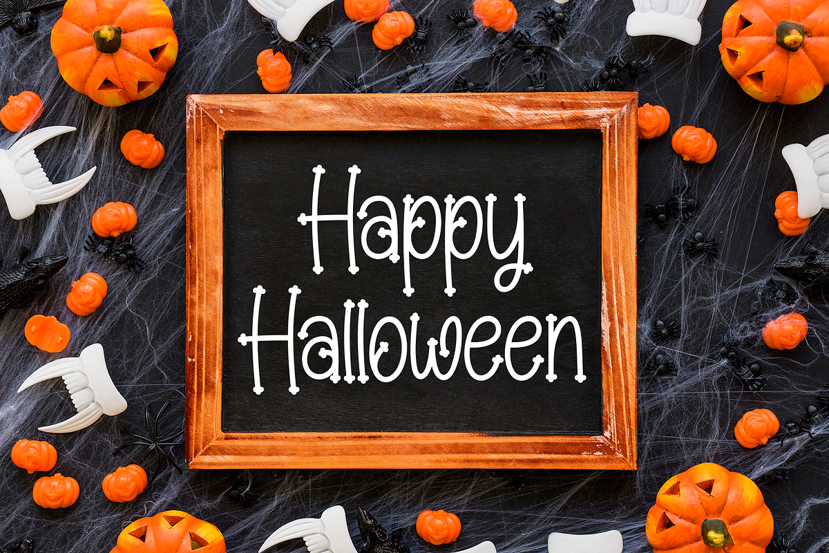 Pumpkin Halloween | Script Font, a Script Font by Scratchones (Photo 5 of 8)
