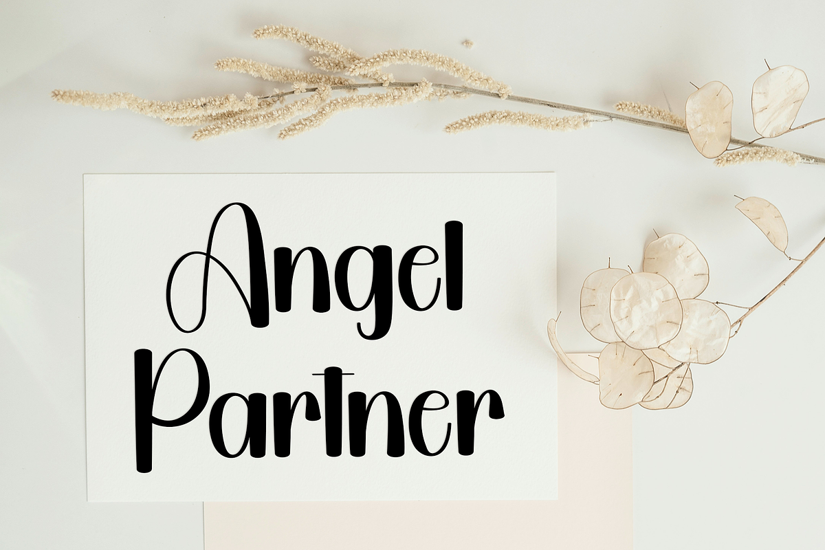 Wedding Staycation, a Handwritten Font by InermediaSTUDIO (Photo 3 of 8)