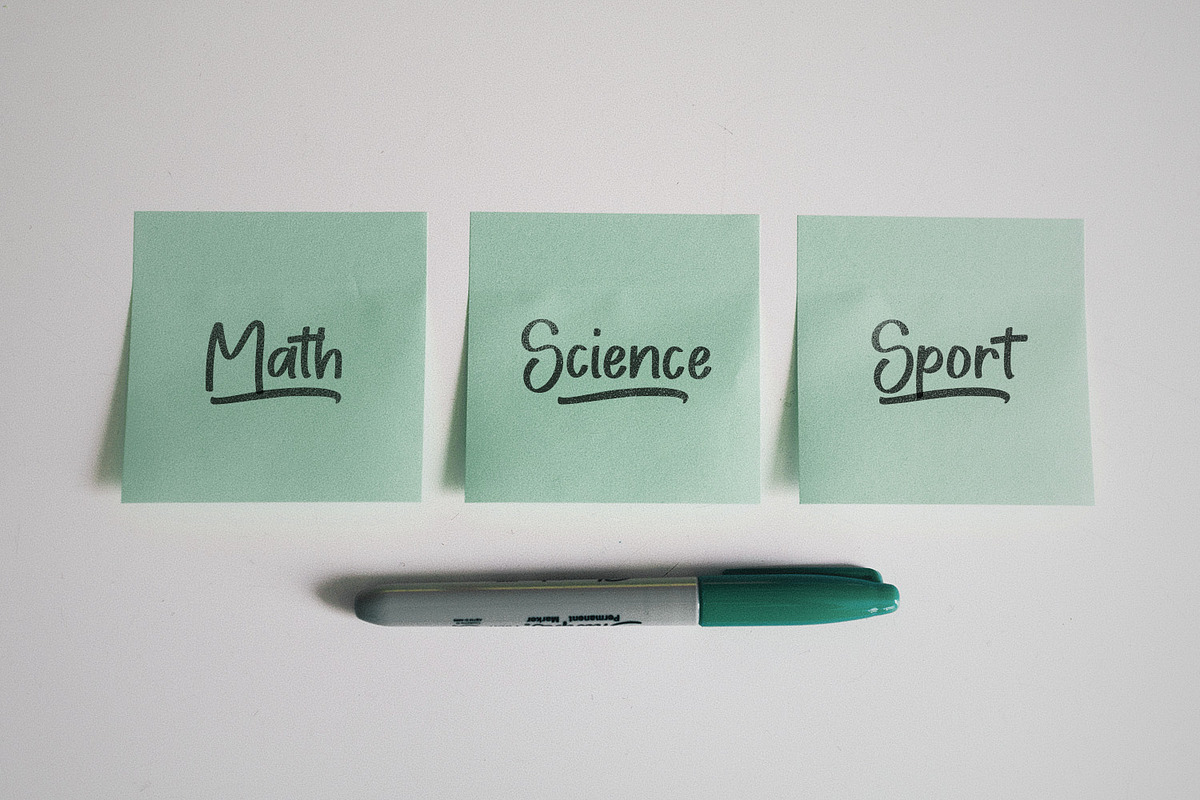 Blank Notes Handwritten Marker Font, a Font by Pixesia Studio (Photo 8 of 15)