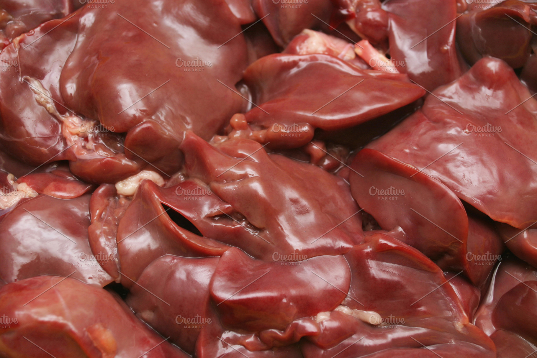 Fresh and raw red liver, a Photo by saiko3p