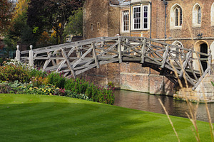 Mathematical bridge in Cambridge, a Photo by WorldOfPhotos