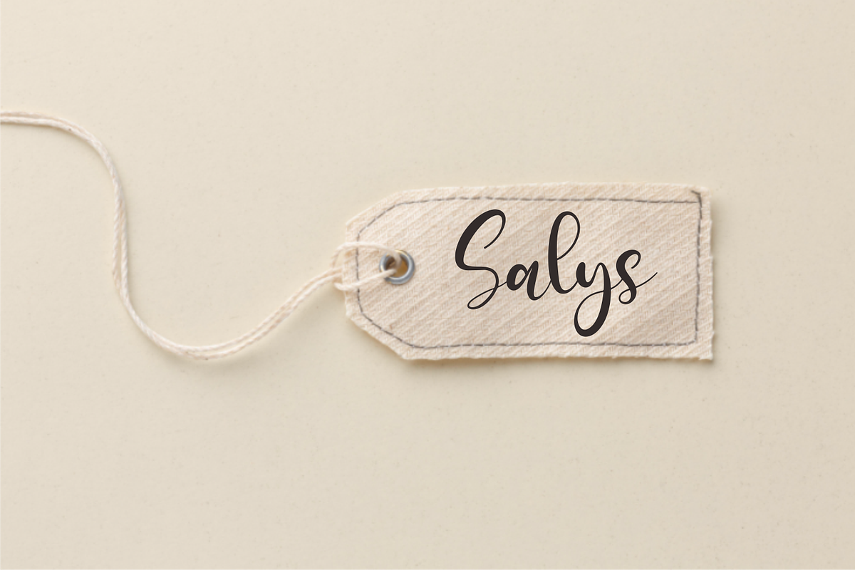 Tastfonia, a Script Font by Forberas Club (Photo 3 of 7)
